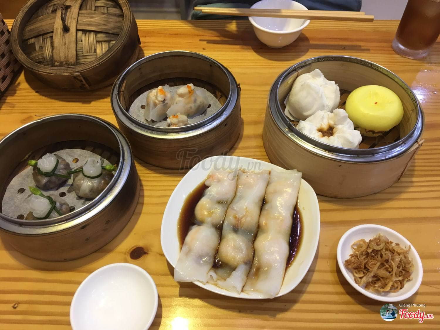 dao-quanh-da-nang-thuong-thuc-muon-kieu-dimsum-ngay-mua-gio-8